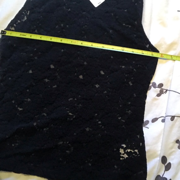 Express NWT Fitted Black Lace Crew Neck Tank - Picture 10 of 12